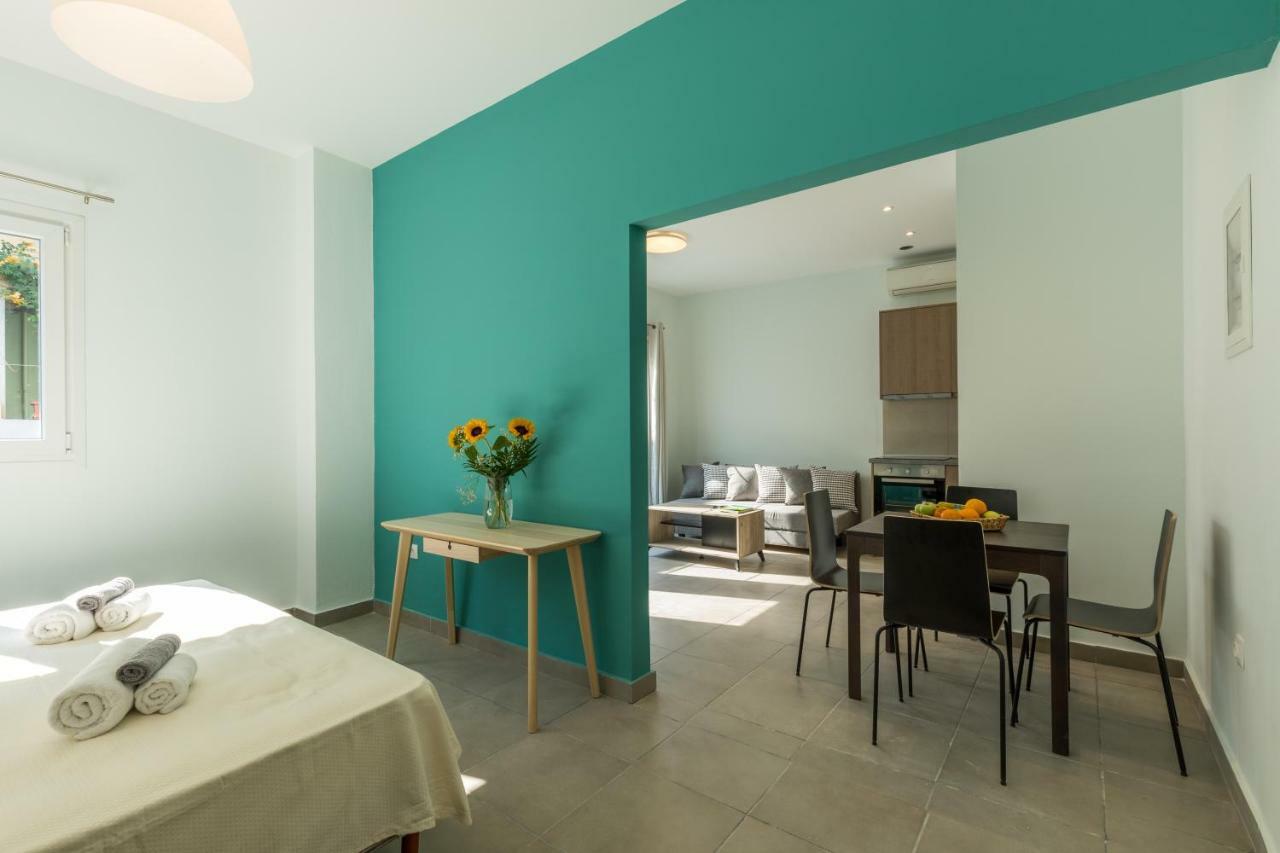 Local Hostel & Suites Potamós Extérieur photo